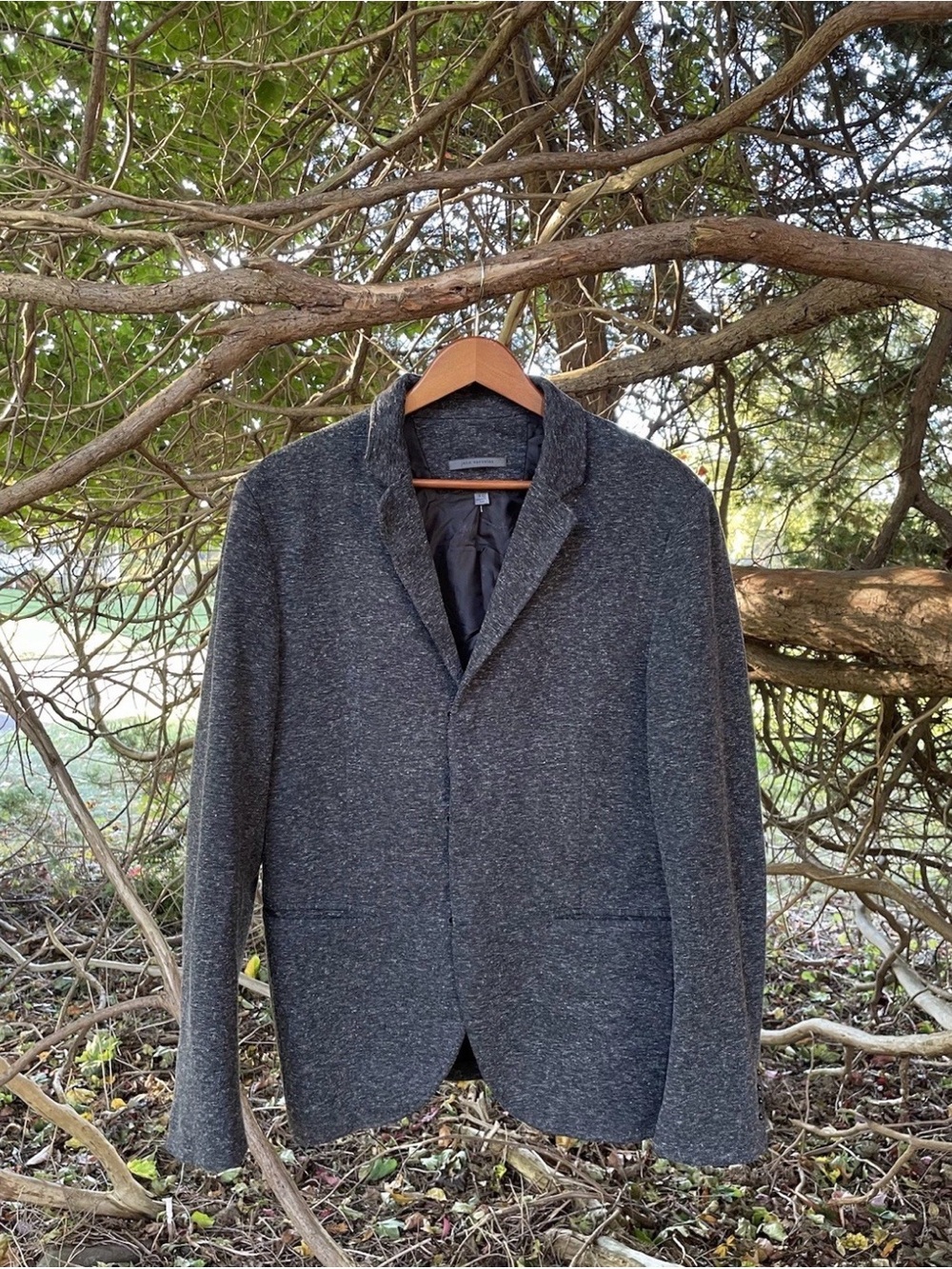 John Varvatos Men’s Hook and Eye Charcoal Knit Sport Coat Blazer -